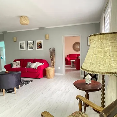 Apartament w willi Karczyn - noclegi dla miłośników natury i spokoju Karczyn