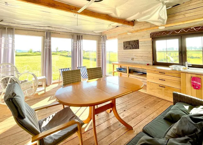 Apartament w willi Karczyn - noclegi dla miłośników natury i spokoju *